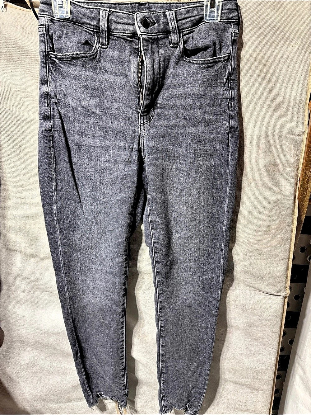 American Eagle Super Stretch Gray Skinny Jeans Waist 5